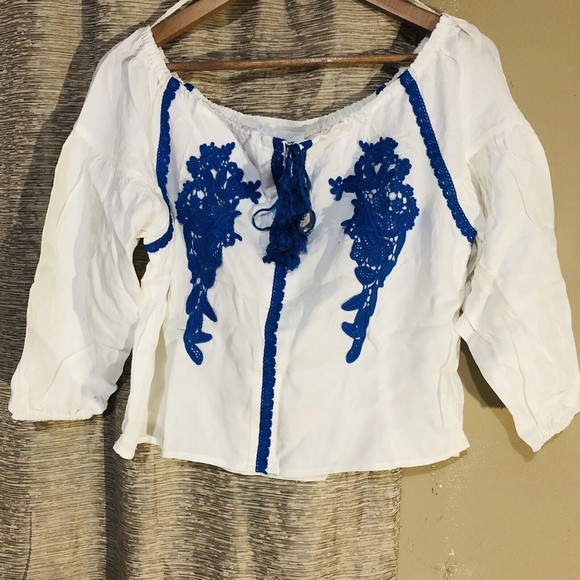 Line & Dot Embroidered Off The Shoulder Peasant boho prairie blouse size xs - Picture 3 of 9